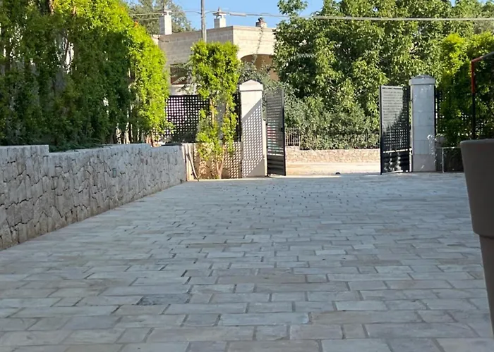 Casa Serri 아파트